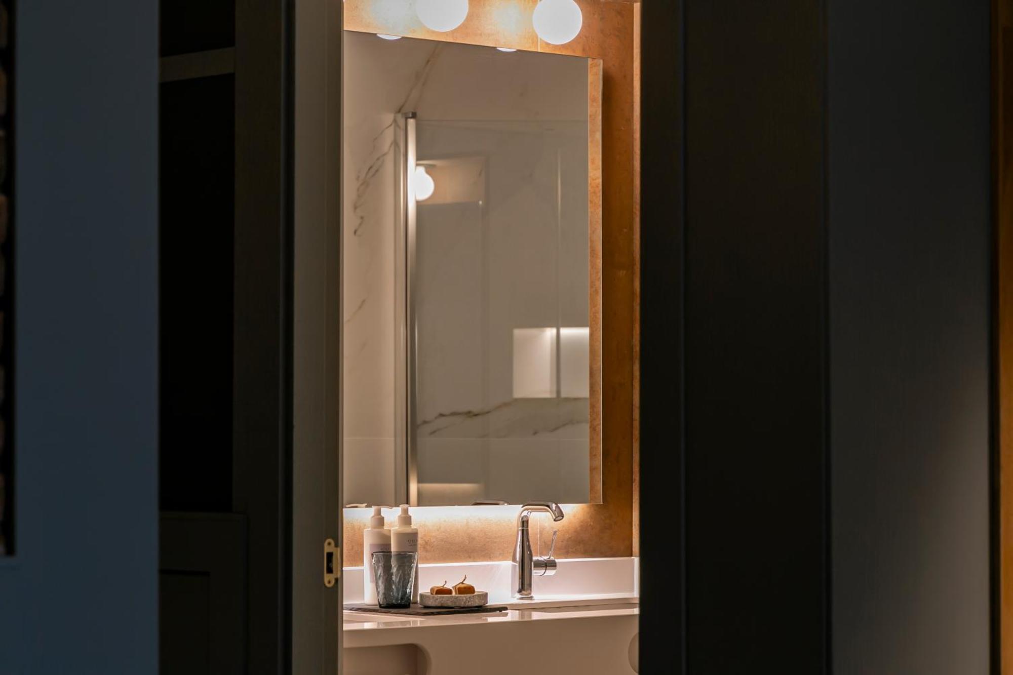 Hotel La Pau 4 Sup Barcelone Extérieur photo