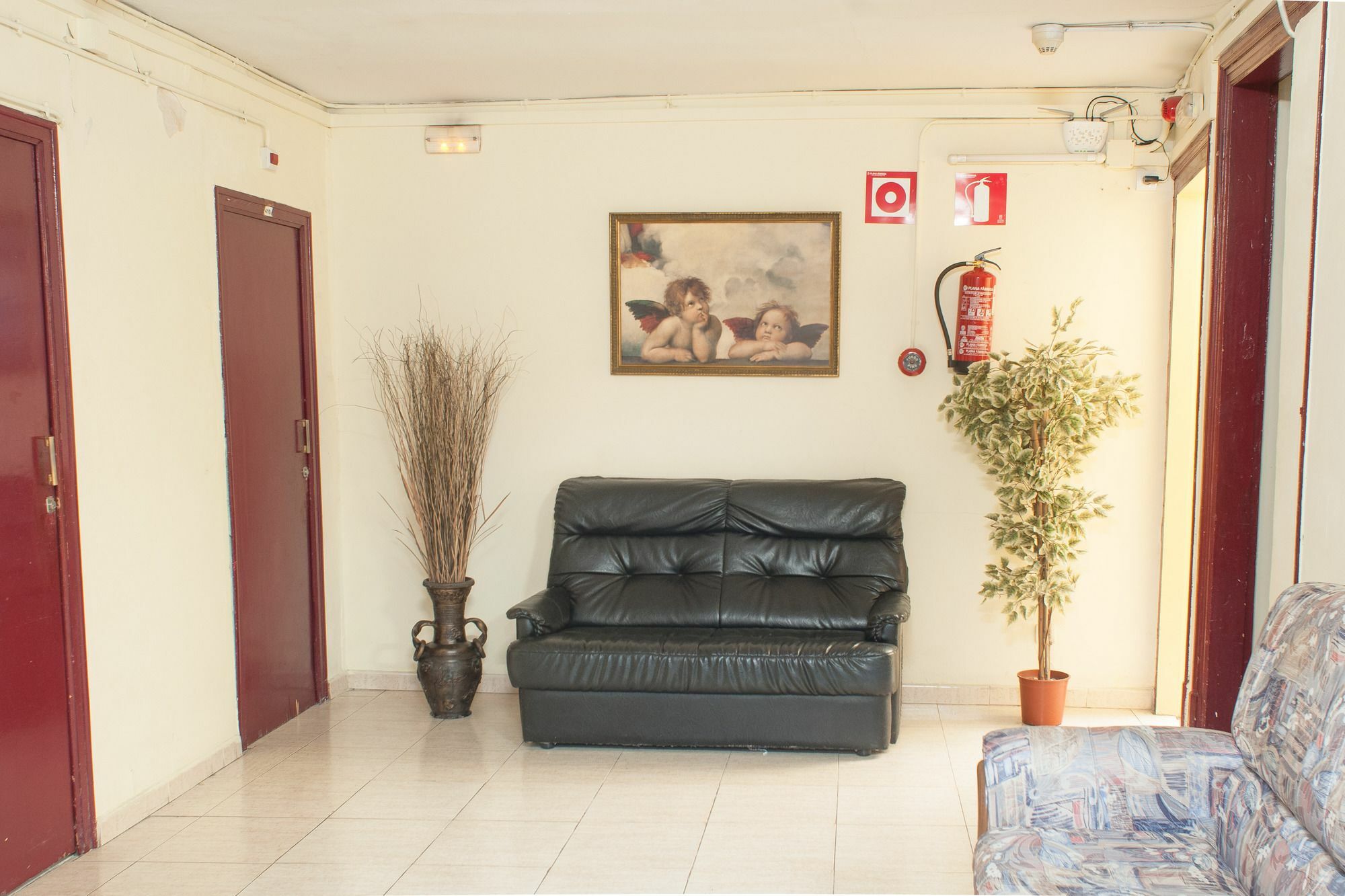 Hotel La Pau 4 Sup Barcelone Extérieur photo